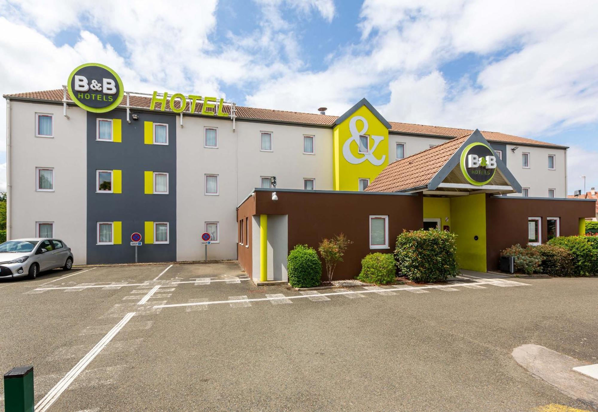 B&B Hotel Chartres Le Coudray Bagian luar foto