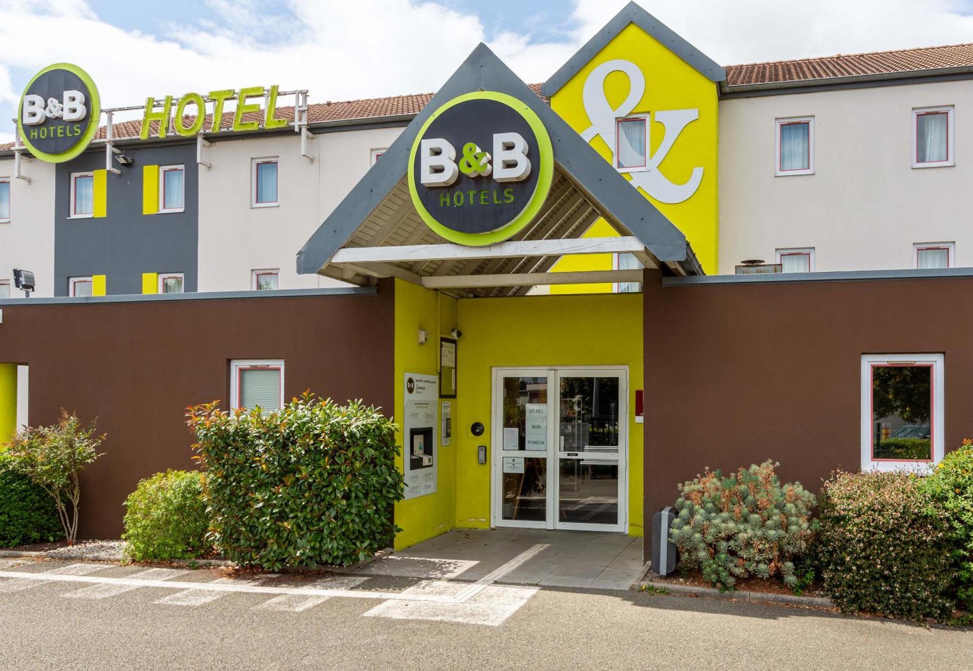 B&B Hotel Chartres Le Coudray Bagian luar foto